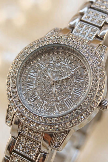 Vilante Women Luxury Designer Watch | Diamond Studded Dial | Silver Stainless Steel Bracelet Watch